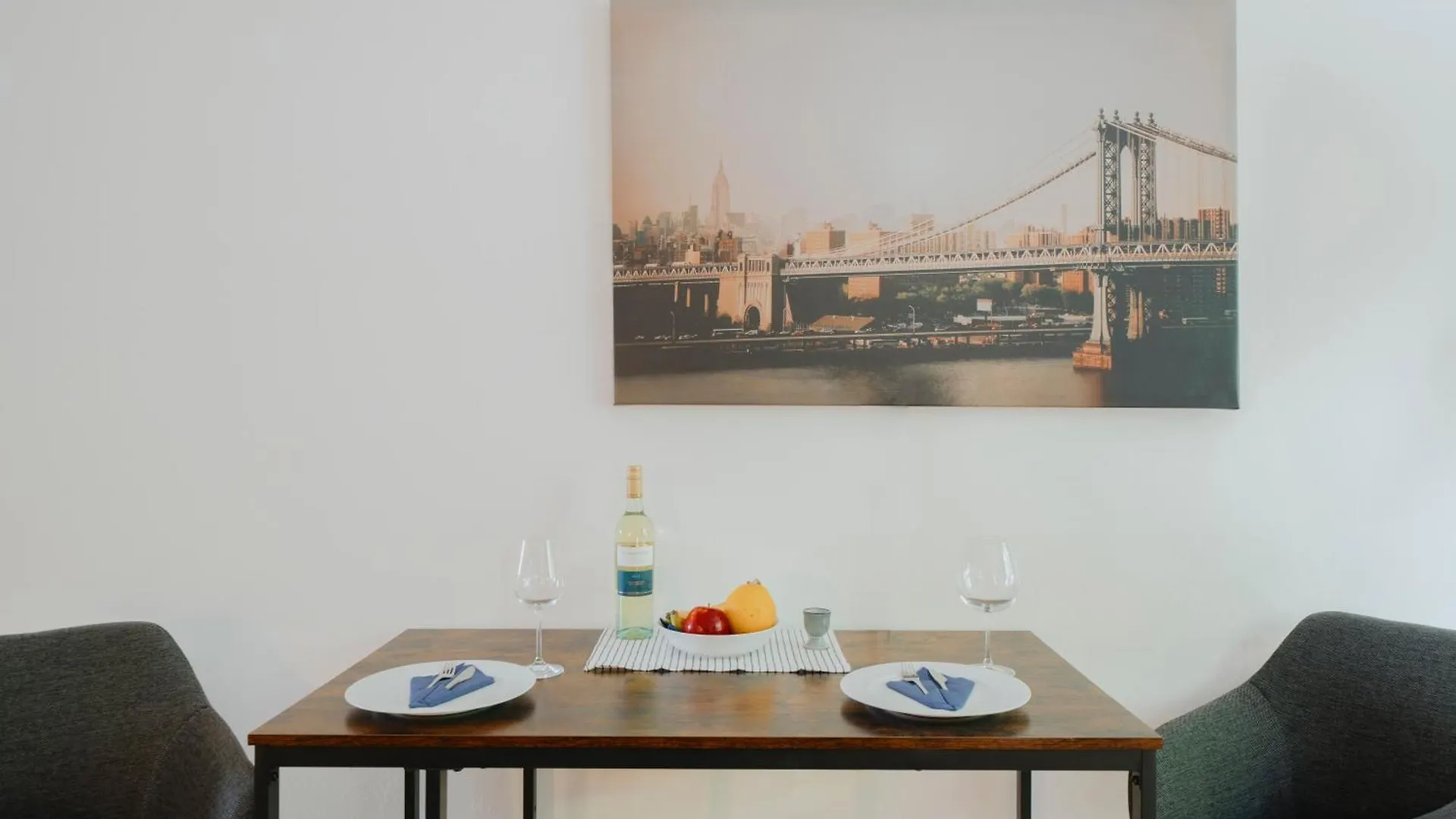 Lovely Apartment With Balcony - Cozy , Near Kadewe & Kurfuerstendamm ベルリン